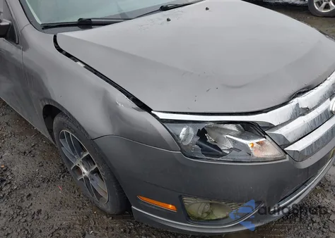 2011 Ford Fusion Se z USA, uszkodzony, nr VIN 3FAHP0HAXBR235932